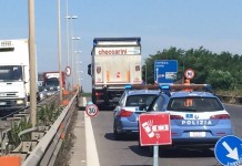 Pontina, tamponamento tra 2 auto a Pomezia: code dall’Eur verso Latina giornata difficile