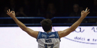 PalaBianchini in delirio per una Benacquista da sogno