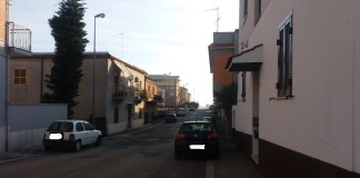 Aprilia, fiamme in un garage del centro: distrutta un’auto e uno scooter