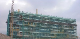 Aprilia, tempo scaduto per i cantieri Plus ma tre opere sono incomplete: la denuncia dei Grillini Apriliani