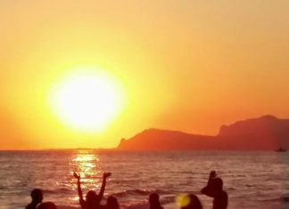 Sperlonga, la spiaggia più bella è Bazzano Beach