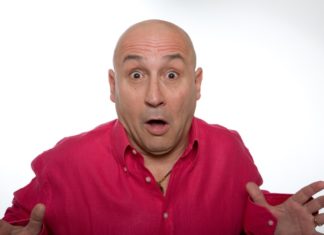 Gaeta, Maurizio Battista all’Arena Virgilio, un sabato sera tutto da ridere