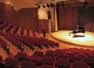 Sezze, “Uccellini Uccellacci” in scena domenica all’Auditorium Costa