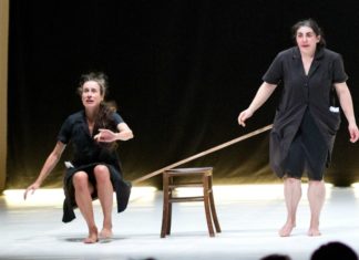 Sezze, all’Auditorium Mario Costa va in scena “Le fumatrici di pecore”