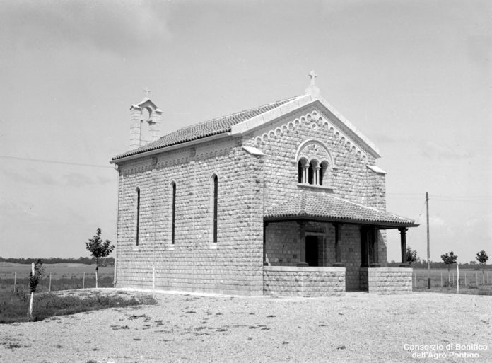 Chiesetta di Sessano costruita da scalpellini abruzzesi 1928