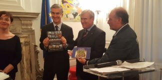 Columbus Day, l’Anc di Sabaudia ricevuta dal console Genuardi. Applausi alla sfilata di Mantthan