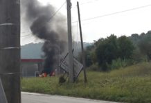 Priverno, auto a fuoco nel piazzale di una stazione di servizio