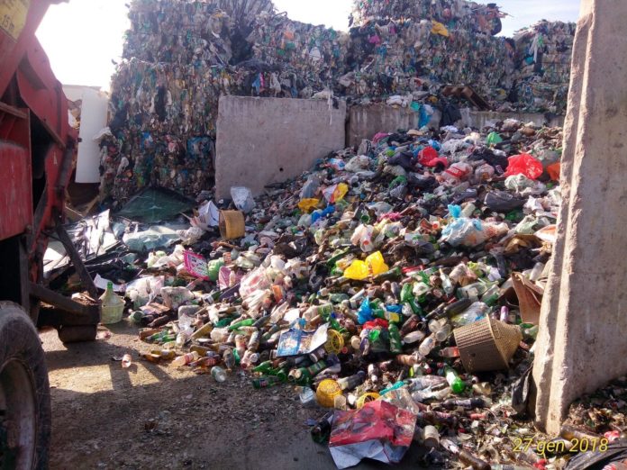 81e7f5eb-c3f4-4cff-8308-1bc67c450d4a