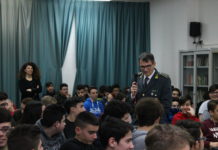 Educazione alla legalità economica, lezione della Guardia di Finanza al Pacinotti di Fondi