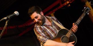 Aprilia, maratona musicale indie-folk per aiutare i migranti: all’ex Mattatoio “Un sacco bello Baobab”