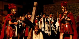 Maenza, colletta popolare per finanziare la Passione. Venerdì Santo, tutto pronto per l’edizione 2018