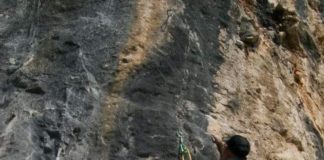 Terracina, l’arrampicata urbana e la foto sbagliata