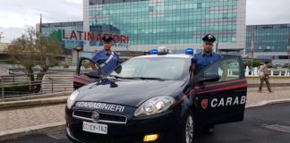 Latina, occhiali a ruba da “Salmoiraghi e Viganò”: arresta una giovane donna. Indagini in corso su una serie di furti