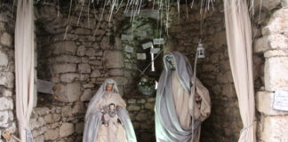 Sermoneta e il Natale, scenografia multicolore nella magia del borgo medievale