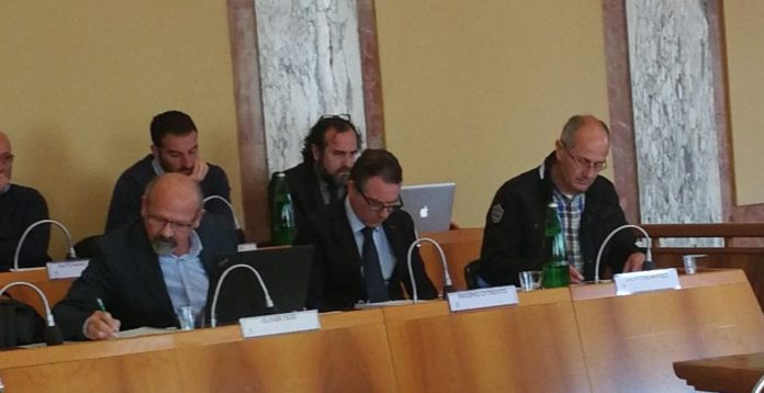 334a60a0-5cfd-49ce-807f-3868c2ffd322