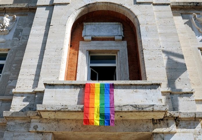 Comune-Latina-arcobaleno