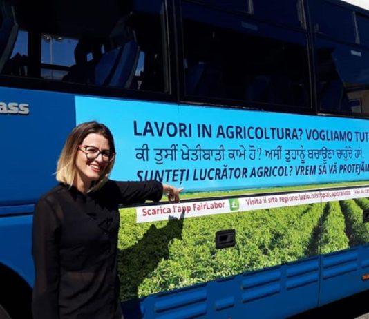 bus gratuiti per i braccianti
