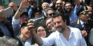 Selfie con Salvini su Facebook, a una 19enne negano l’affitto a Roma