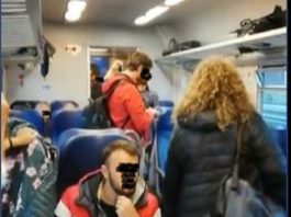 fumano e urlano