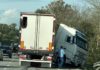 Aprilia, tir fuori strada sulla Pontina: chiusa la carreggiata Nord