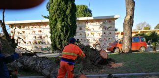 Latina, maltempo flagella anche il cimitero di Borgo Montello