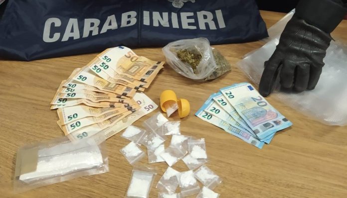 carabinieri latina - Copia