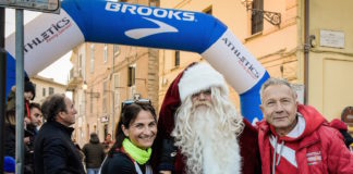 Sport e tradizioni: un successo per la corsa tra i presepi Foto a cura di Scorrere