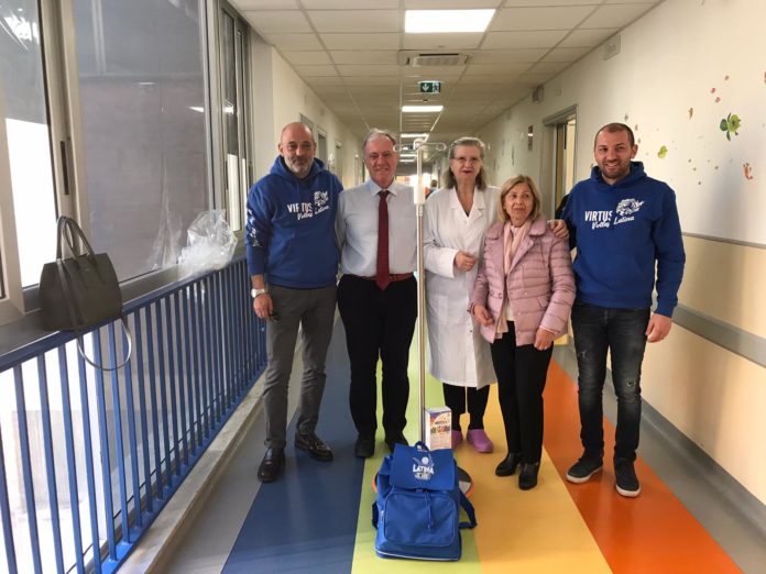 donazione Virtus volley foto