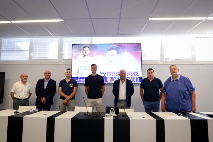 conferenza stampa Cavuto