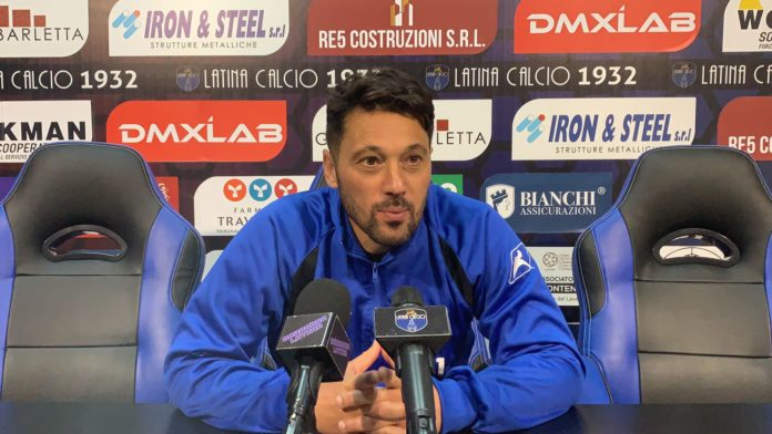 DB2C1F95-D4CE-41B8-B0B5-A9A83E9E12DC