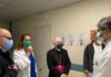 Latina, il vescovo Crociata fa visita al reparto Malattie Infettive del Goretti