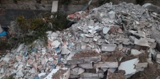 Isola di Ponza violata, sbancamenti e rifiuti a Chiaia di Luna