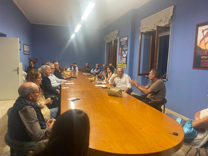 Riunione Fratellid'Italia Latina