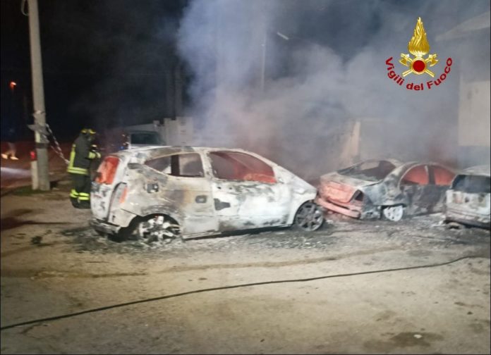 28060035-36c8-478e-a2b8-c9fc26c93999