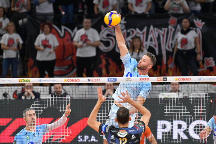 BENDA-20221229-210716-58346