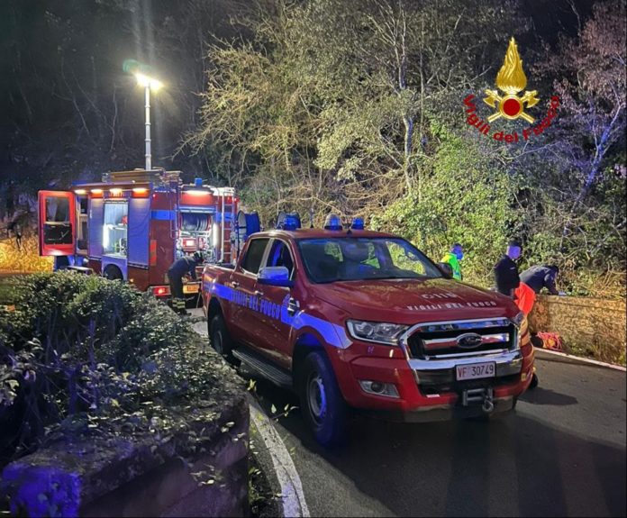 fa614e7c-addb-400c-92e5-a9aad5e29b00