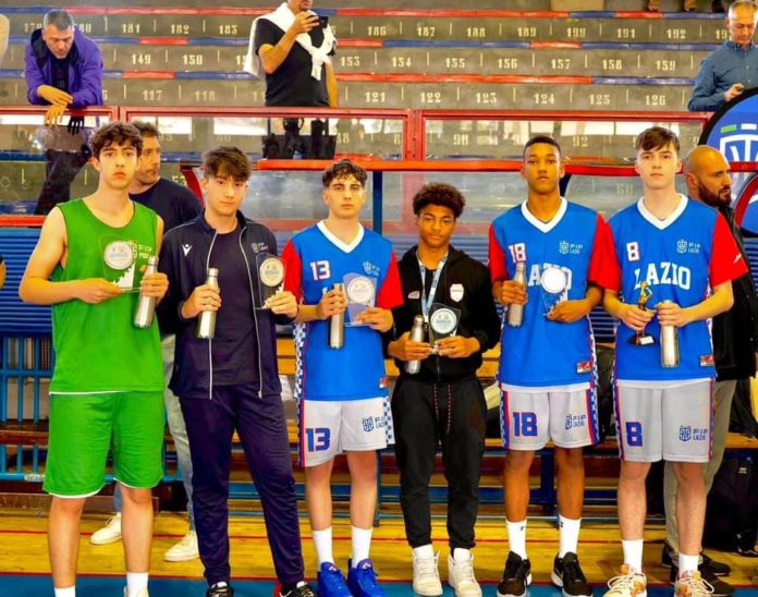 premiazioni trofeo basket città di fondi (2)