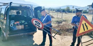 Priverno, segnali stradali rubati: denunciato imprenditore edile