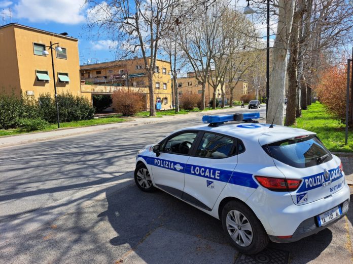 polizia locale al nicolosi