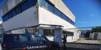 Incendio in un’azienda a Sabaudia: intervento dei Carabinieri e dei Vigili del Fuoco