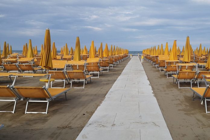 stabilimento balneare sull'adriatico