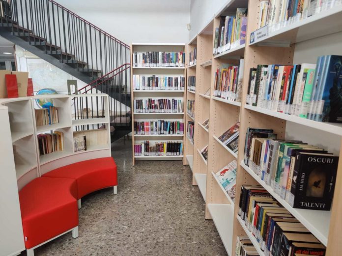 spazio teenager biblioteca comunale