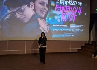 “Il ragazzo dai pantaloni rosa”, all’Oxer la proiezione per le scuole