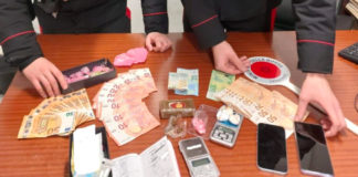 Cori: fermato con droga in auto e a casa, arrestato un 22enne