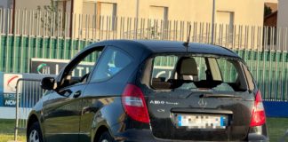 Latina Calcio, follia ultras: Berman aggredito ad un semaforo, lunotto distrutto