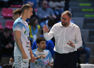 Problemi al Palazzetto, la Plus Volley Sabaudia “trasloca” a Cisterna