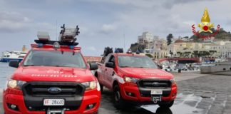 Incendio a Ventotene, intervento dei Vigili del Fuoco