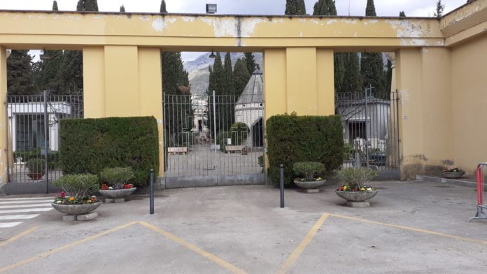 castagneto_cimitero