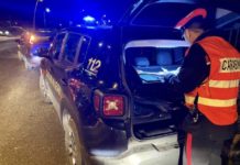 Con un martello di 30 centimetri in auto: fermate due donne a Latina