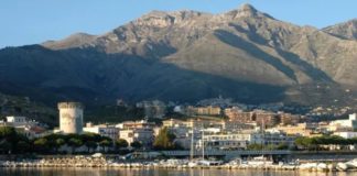 Formia, isola pedonale e parcheggi a strisce blu gratuiti nel periodo natalizio